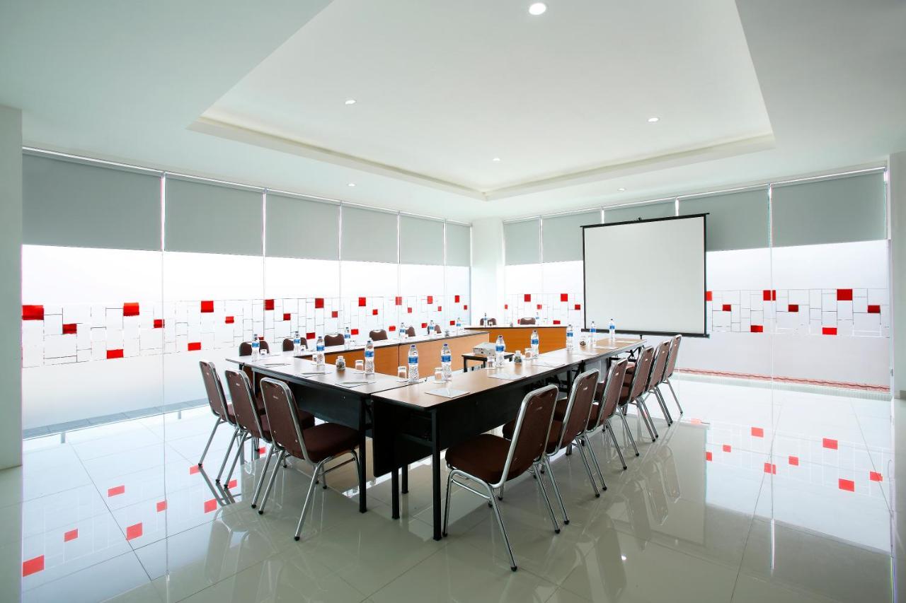 Amaris Hotel Tebet Jakarta Exterior foto